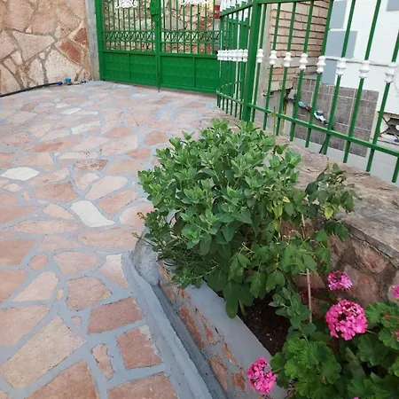 Malaj's 3* Sarandë